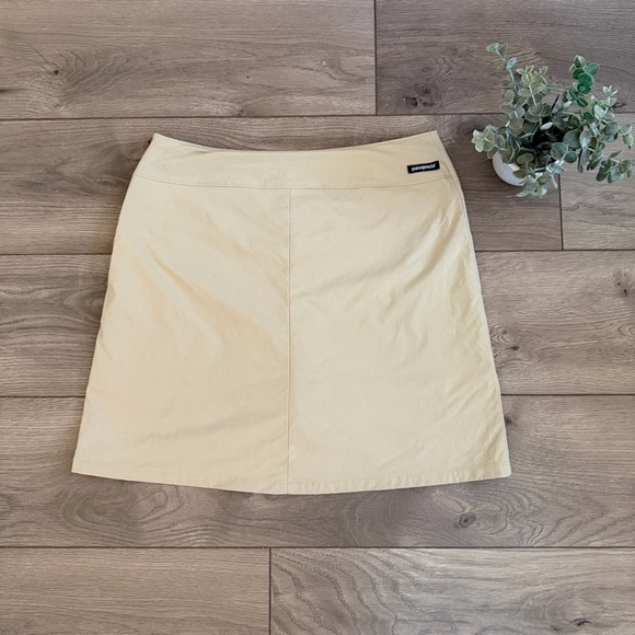 Patagonia Khaki Women's Skort Size 10 - Picture 4 of 8